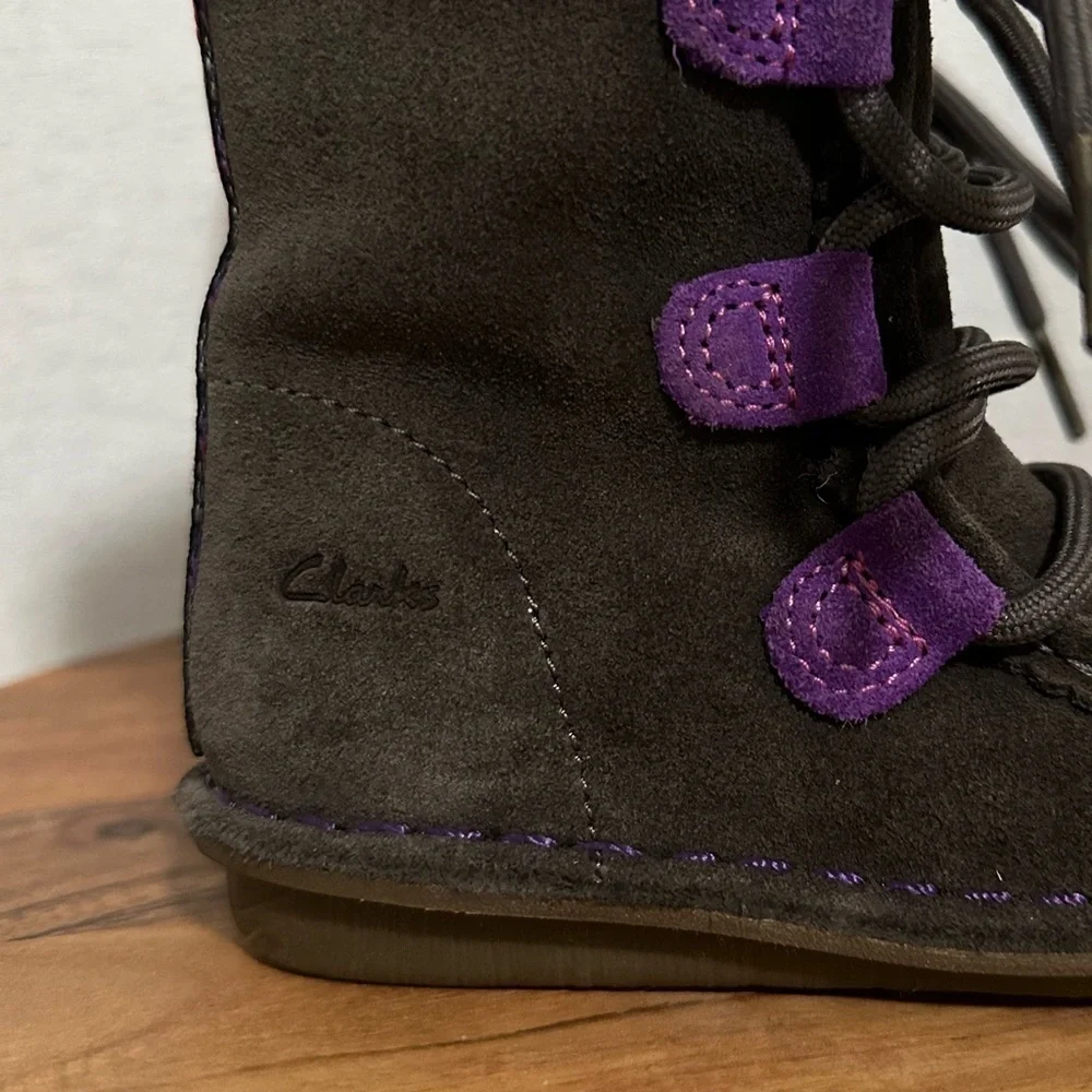 Clarks Girls Snugglewall Tall Suede Zip Lace Up Faux Fur Warm Winter Boots Sz 7
